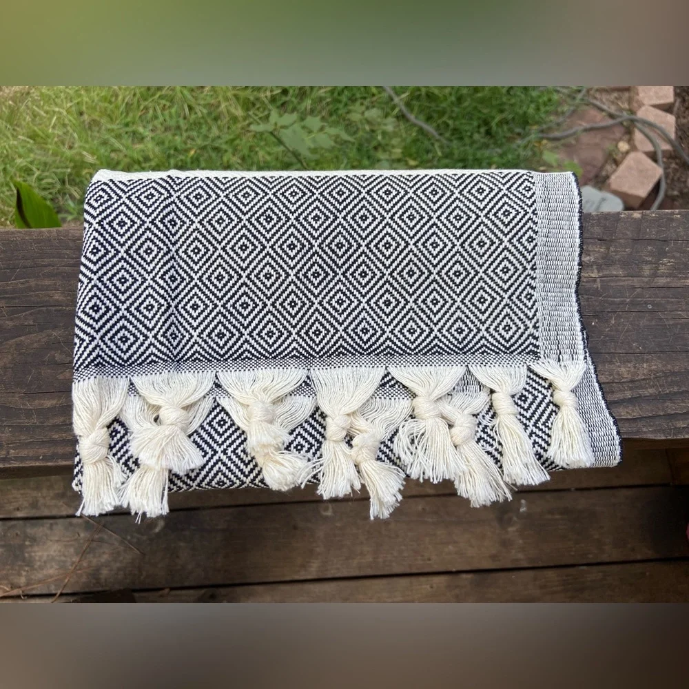 2 Turkish Organic Cotton Dish Towels or Bathroom Hand Towels Soft Absorbent NWOT
